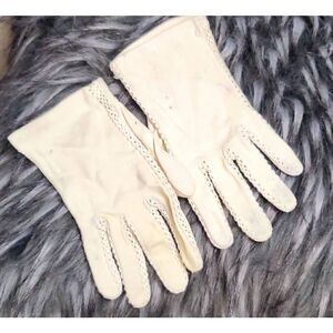 Vintage ladies gloves  